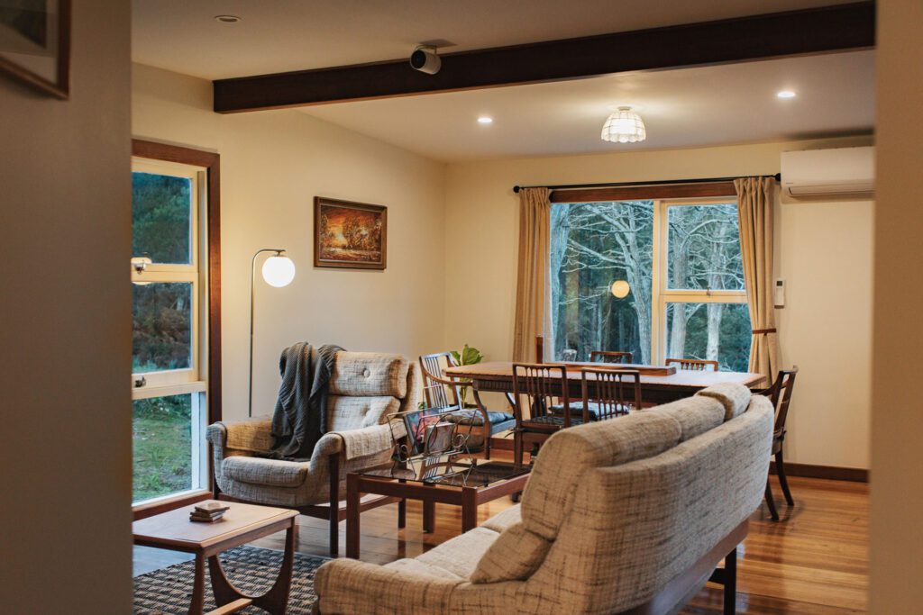 Mt Field Accommodation with indoor fireplace
