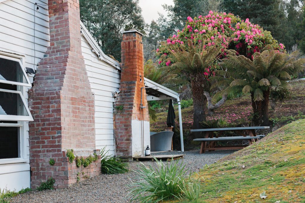 Outdoor Bath Accommodation Tasmania